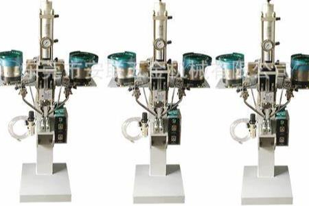 全自動鉚釘機為何受市場歡迎？好品質(zhì)帶來高效生產(chǎn)！